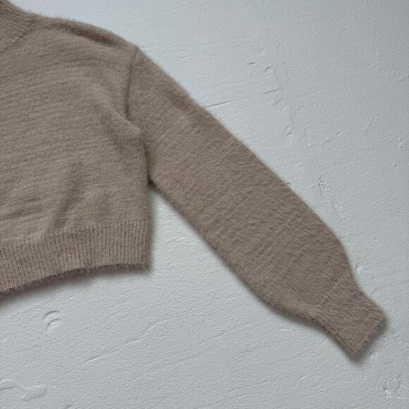 Shein Fuzzy Beige Cropped Knit Sweater, Size Small - Picture 3 of 6
